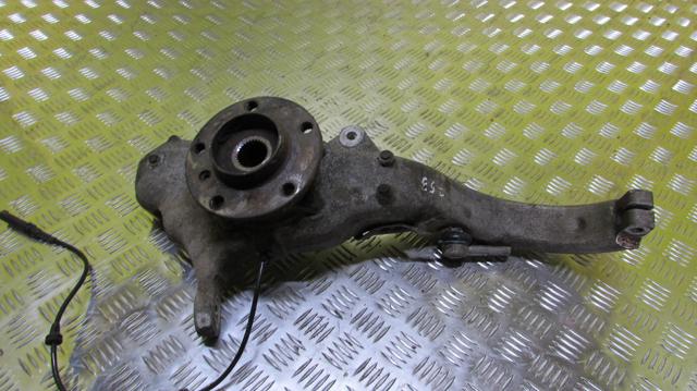 Кулак поворотний передній правий 31216773784 BMW