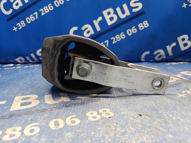 Кронштейн подушки (опори) двигуна, задньої 31339951 VOLVO