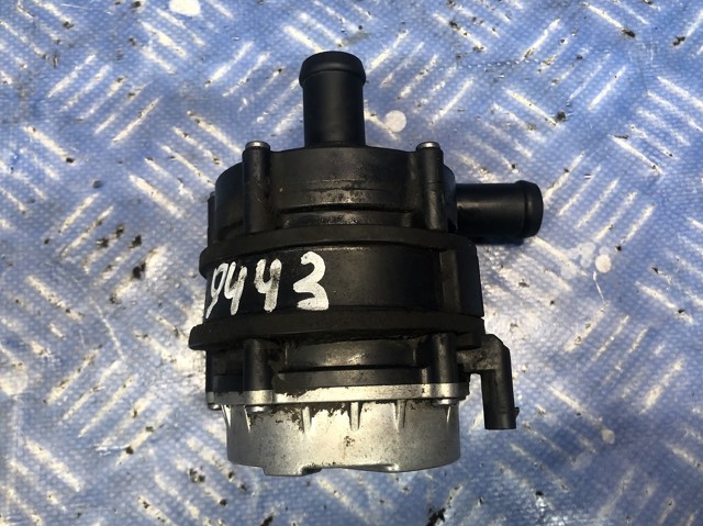 Насос (помпа) охолодження батареї 32135208 VOLVO