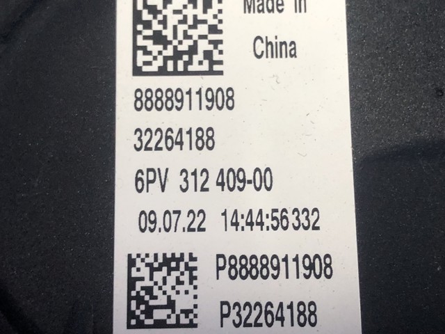 Підаль газу 32264188 VOLVO