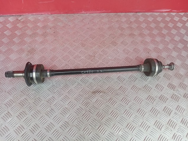 Піввісь задня, права 33208487518 BMW