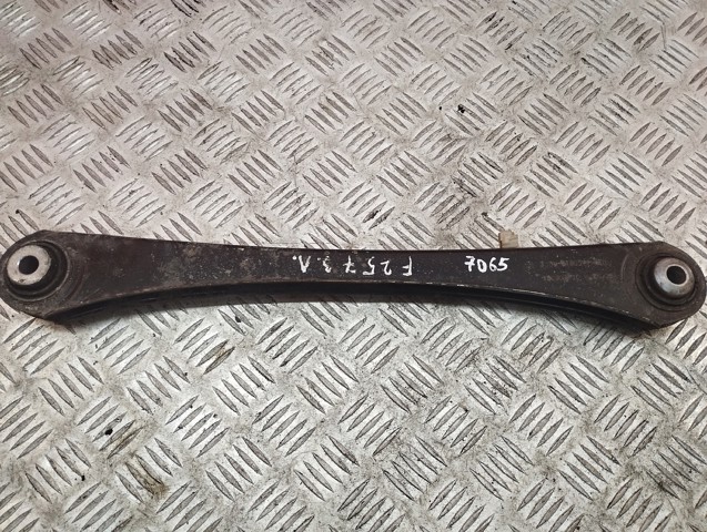 Балансир задній лівий 33326788549 BMW