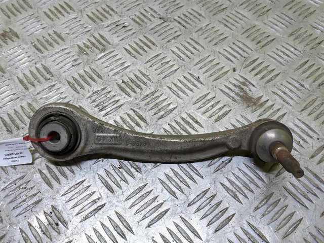 Балансир задній правий 33326795048 BMW