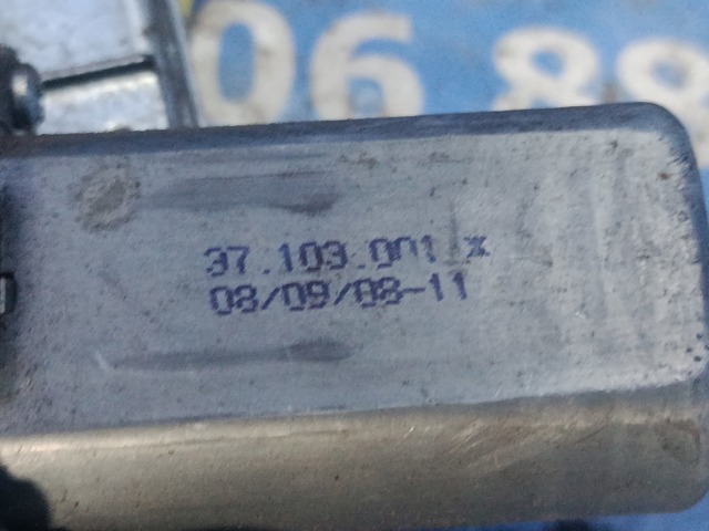 Сальник колінвала передній 37103001 RENAULT