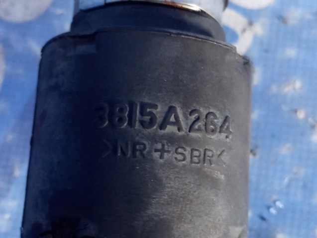 Піввісь задня, ліва 3715A207 MITSUBISHI