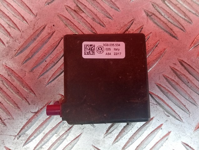 Антена GPS 3G9035534 VAG