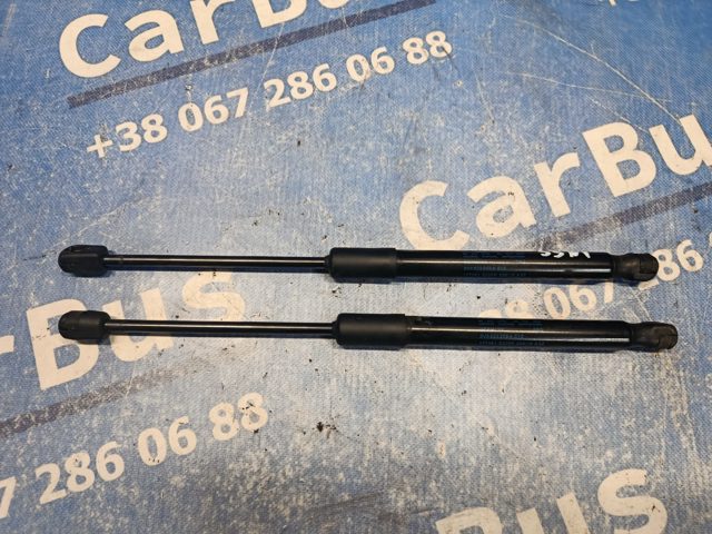 Амортизатор капота 3V0823359A VAG