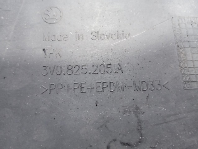 Захист днища, задній правий 3V0825205A VAG