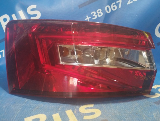 Стоп задній 3V9945207A VAG
