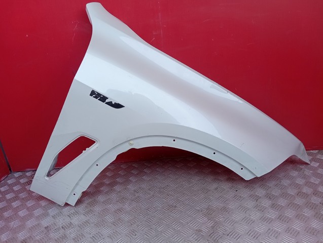 Переднє праве крило 41007492364 BMW