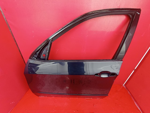 Водійські двері 41517181475 BMW