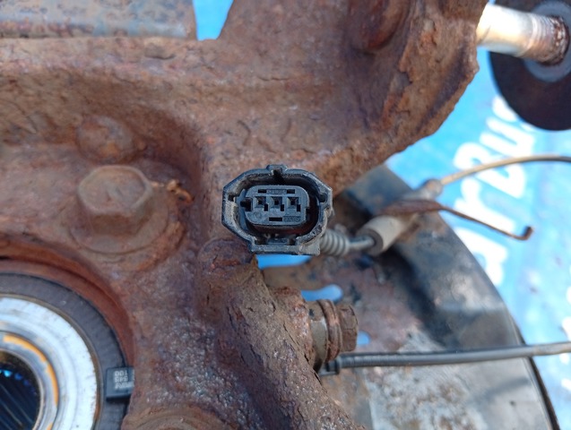 Цапфа поворотного кулака 423040E020 TOYOTA