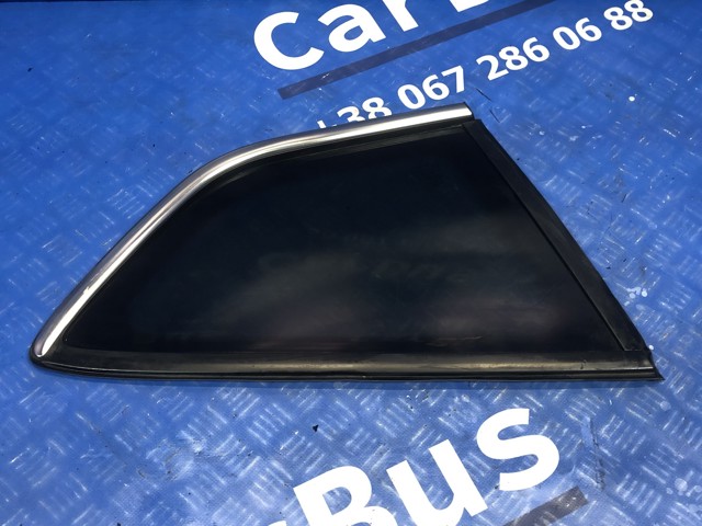 Скло задньої двері правої 43R004553 FORD