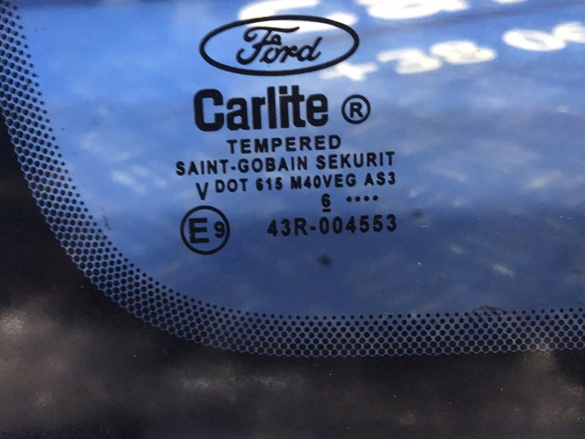 Скло задньої двері правої 43R004553 FORD