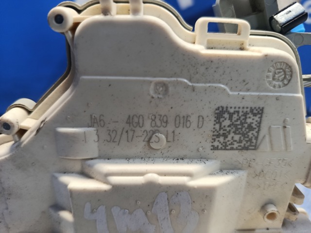 Замок задніх дверей, правих 4G0839016D VAG