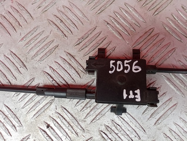 Трос відкриття капота, передній 4KE823531B VAG