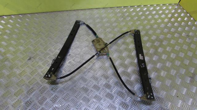Склопідйомник задніх правих дверей 4L0839462A VAG