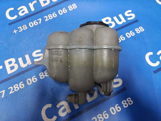 Бачок розширювальний 4M0121405 VAG