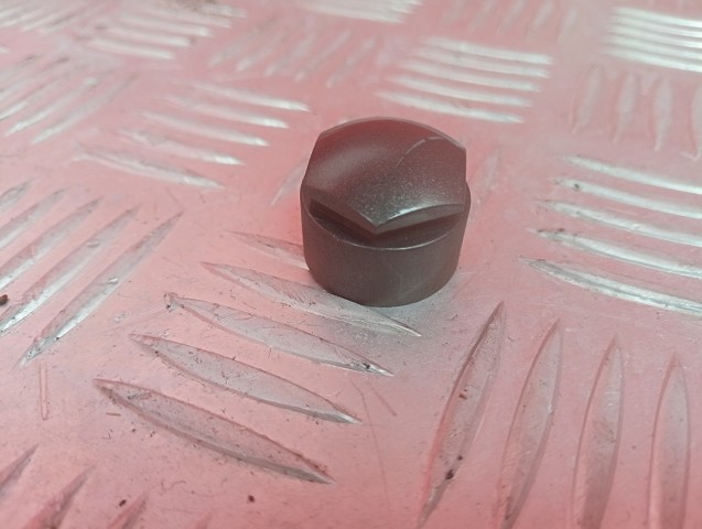 Болти до колеса 4M0601173D VAG