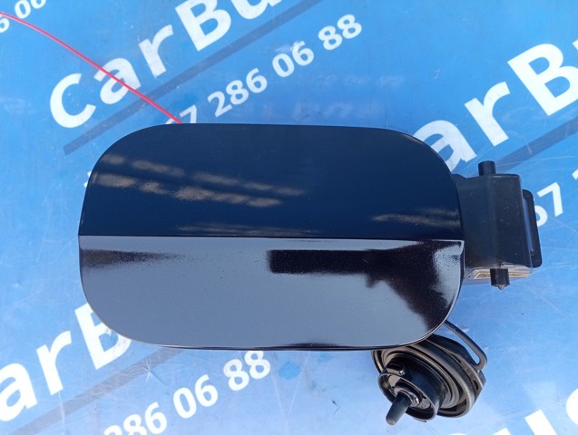 Заливна горловина бензобака 4M0809906E VAG
