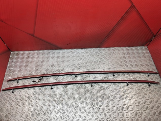 Рейлінг даху лівий 4M0860021C VAG