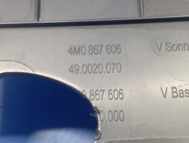 Обшивка багажника 4M0867606 VAG