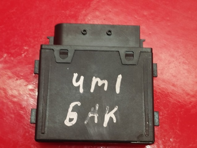 Модуль (блок) управління паливного насоса 4M0906093E VAG