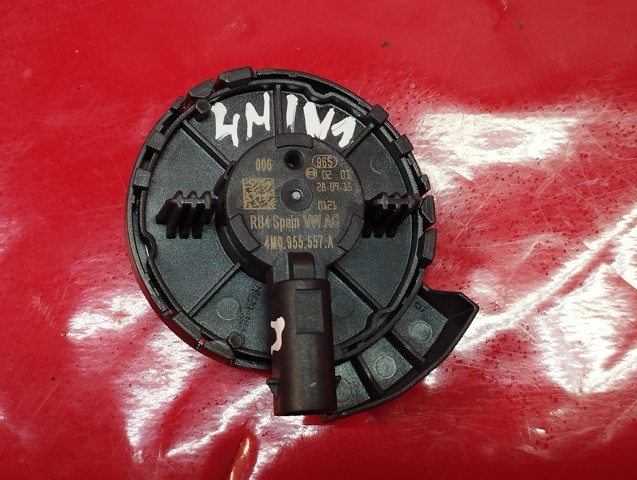 Датчик Айрбег передній 4M0955557A VAG