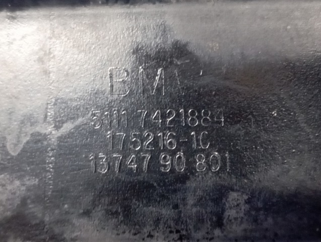 Швелер переднього бампера 51117421884 BMW