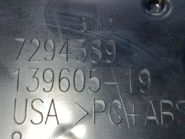 Лівий кронштейн заднього бампера 51127294389 BMW