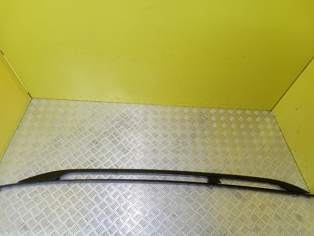 Автомобільний рейлінг на дах правий 51137158530 BMW