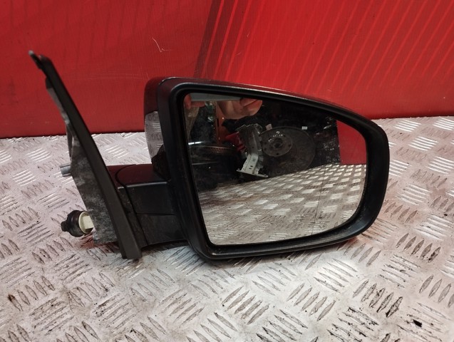 Корпус дзеркала заднього виду, правий 51167179636 BMW