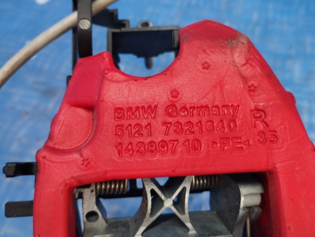 Тримач зовнішньої ручки дверей, передньої правої 51217242568 BMW
