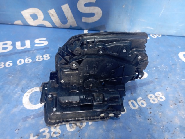 Замок передніх пасажирських дверей 51217477688 BMW