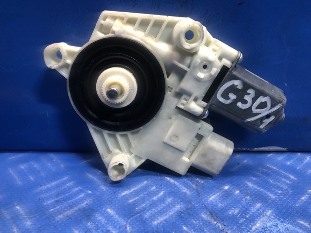 Двигун склопідіймача двері передньої, лівої 51337455082 BMW