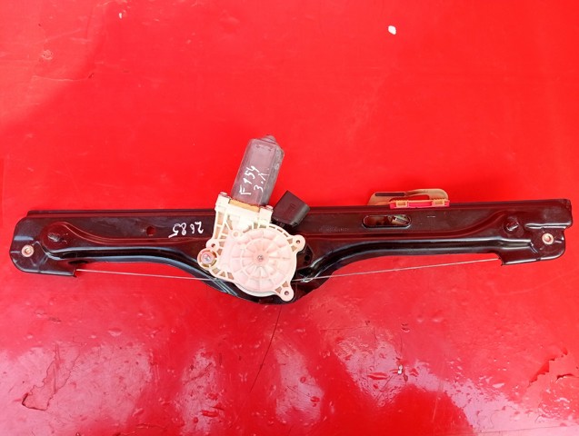 Склопідйомник задніх лівих дверей 51357291951 BMW