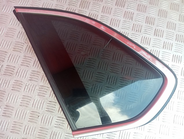 Скло кузова/багажного відсіку, ліве 51377305771 BMW