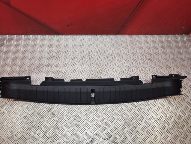 Накладка задньої панелі багажника 51477222216 BMW