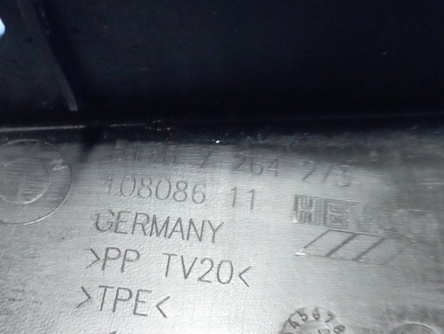 Ущільнювач арки крила 51767264273 BMW