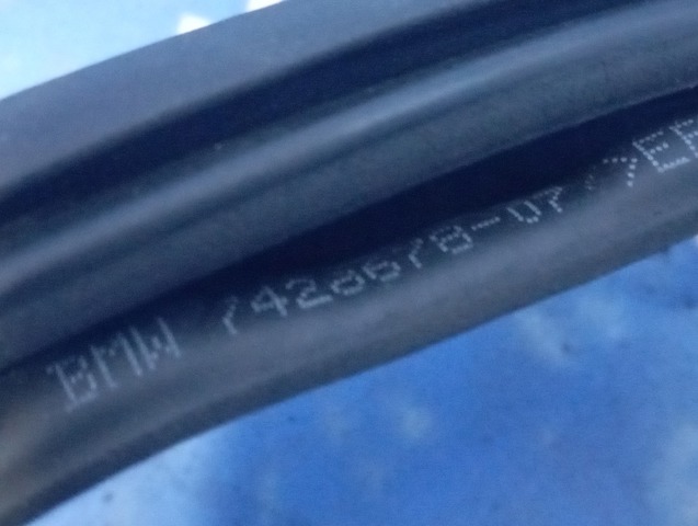 Ущільнювач дверей передніх, на (кузові) 51769447076 BMW