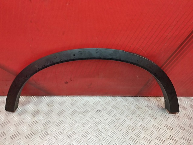 Молдинг задньої арки крила, правий 51777210084 BMW