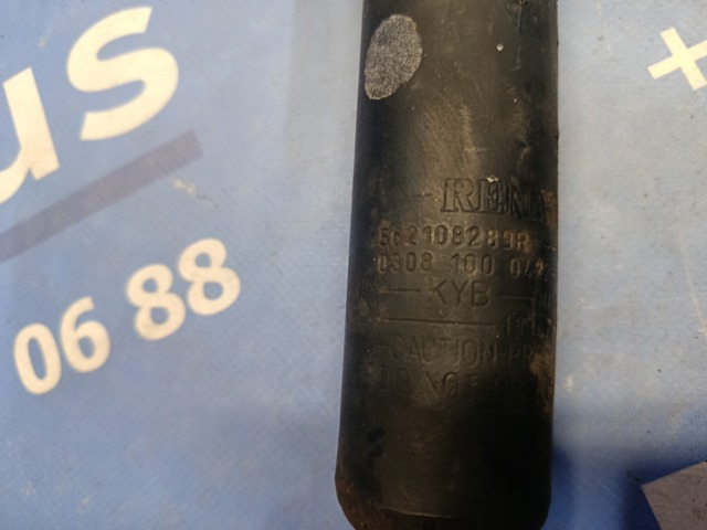 Амортизатор задній 562108289R RENAULT