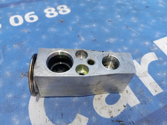 Клапан розширювальний 5Q0816679B VAG