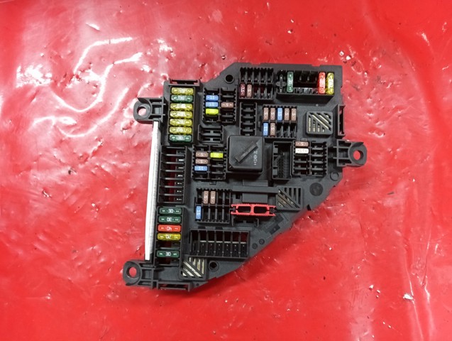 Коробка запобіжників 61149210859 BMW