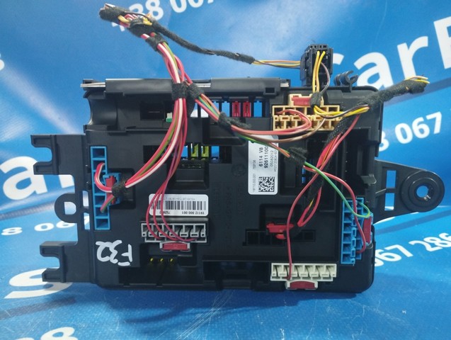 Блок запобіжників задній, салонний 61149259466 BMW