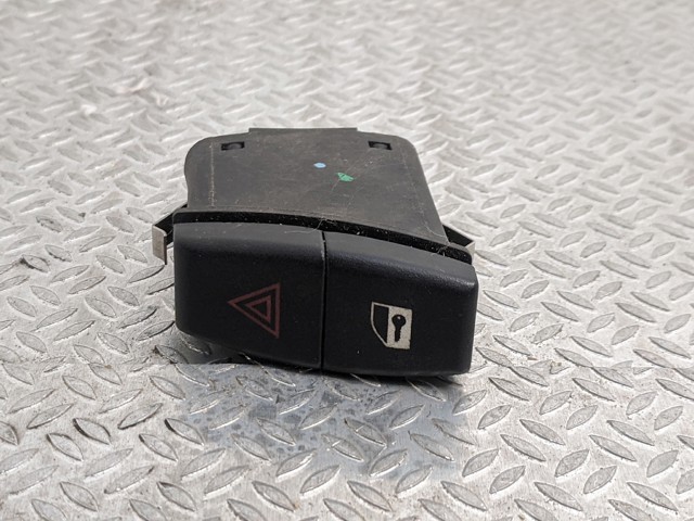 Кнопка аварійки 61316919506 BMW