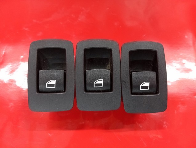 Кнопка підйомника заднього скла 61319208106 BMW