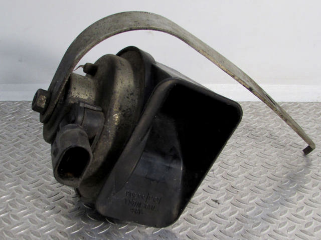 Сигнали звукові 61337173574 BMW