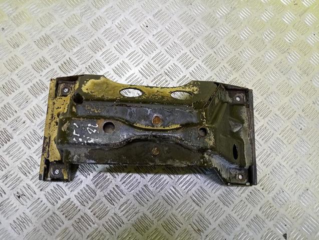 Кріплення кпп 6392400001 MERCEDES