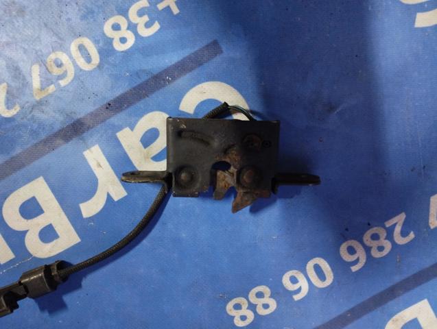 Запор капота (замок і привід замка капота) 656010010R RENAULT